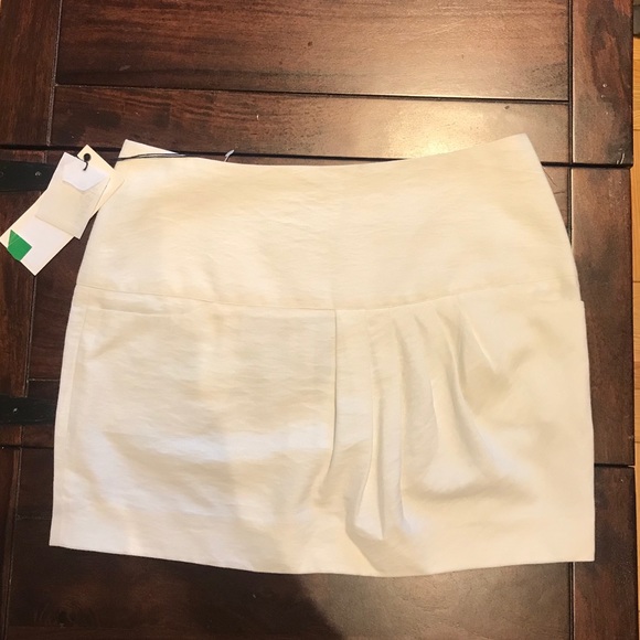 NWT cream-white miniskirt by Anne Valerie Hash - Picture 3 of 5